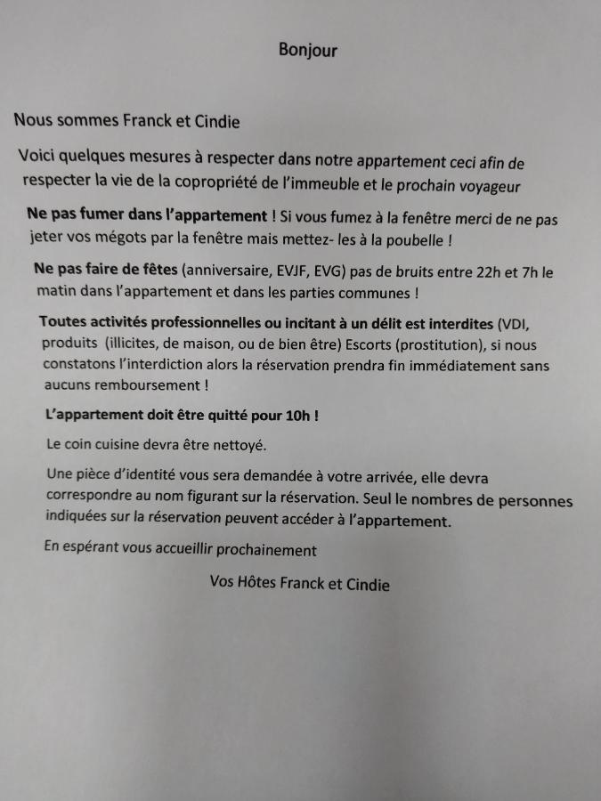 Le Petillant Pour 3 Personnes Sens Eksteriør billede